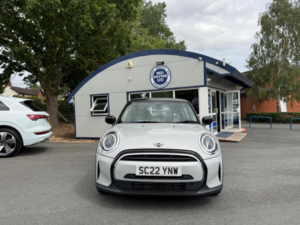 2022 MINI Hatch 1.5 Cooper Classic Euro 6 (s/s) 3dr in Silver — image 5
