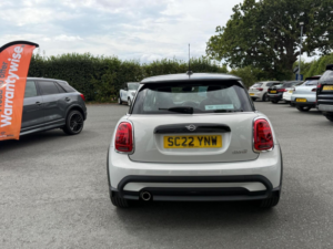 2022 MINI Hatch 1.5 Cooper Classic Euro 6 (s/s) 3dr in Silver — image 6