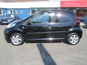 2013 Peugeot 107 1.0 12v Allure in Black — image 6