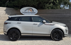 2019 Land Rover Range Rover Evoque 2.0 D150 R-Dynamic S in Silver — image 2