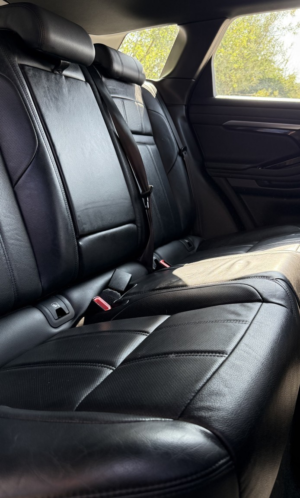 2019 Land Rover Range Rover Evoque 2.0 D150 R-Dynamic S in Silver — image 6