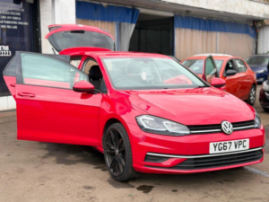 2017 Volkswagen Golf 1.4 Tsi Bluemotion Tech Se Nav DSG Euro 6 (s/s) 5dr in Red — image 5