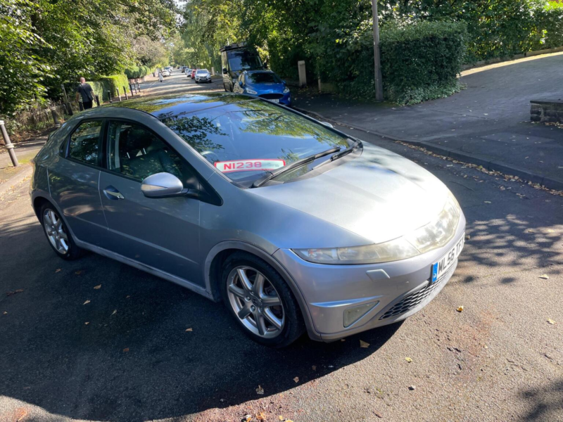2006 Honda Civic 1.8 I-Vtec Ex 5dr in Blue — image 1