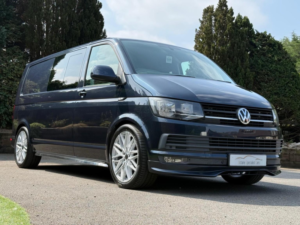 2016 Volkswagen Transporter 2.0 Tdi T32 Bluemotion Tech Highline 140 DSG in Blue — image 6