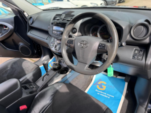 2011 Toyota Rav4 2.2 D-Cat Xt-R Auto 4WD Euro 5 5dr in Black — image 3