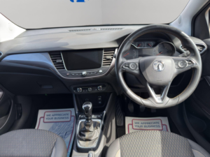 2018 Vauxhall Crossland X 1.2 Turbo Gpf Tech Line Nav Euro 6 (s/s) 5dr in Blue — image 2
