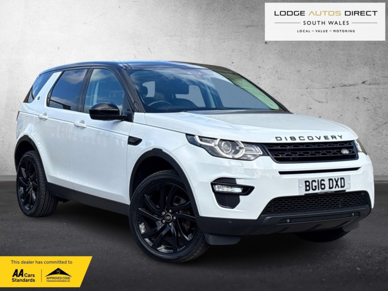 2016 Land Rover Discovery Sport 2.0 Td4 Hse Black in White — image 1