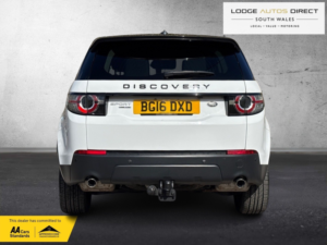 2016 Land Rover Discovery Sport 2.0 Td4 Hse Black in White — image 4