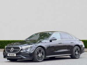 2024 Mercedes-Benz E Class 2.0 E300e 25.4kwh Amg Line (premium) Saloon 4dr Petrol Plug-In Hybrid G-Tronic Euro 6 (s/s) (313 Ps) in Black — image 3