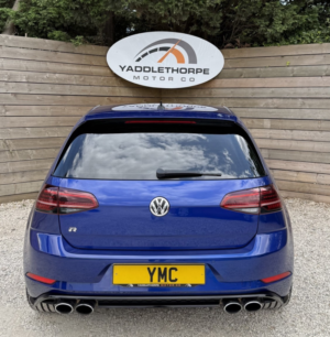 2018 Volkswagen Golf 2.0 Tsi R in Blue — image 4
