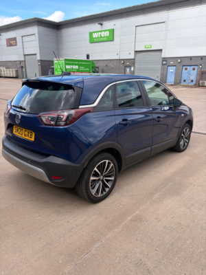 2020 Vauxhall Crossland X 1.2 Turbo Elite SUV 5dr Petrol Auto Euro 6 (s/s) (130 Ps) in Blue — image 5