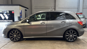 2014 Mercedes-Benz B Class 1.5 B180 Cdi Sport Diesel Grey 5dr Lowtax+snav+leather+beltdone in Grey — image 2