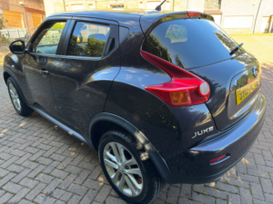 2013 Nissan Juke 1.5 Dci 8v Acenta Premium SUV 5dr Diesel Manual Euro 5 (s/s) (110 Ps) in Black — image 6