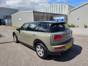 2018 MINI Clubman 1.5 Cooper Classic Euro 6 (s/s) 6dr in Grey — image 4