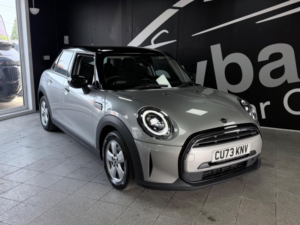 2023 MINI Hatch 1.5 Cooper Classic Euro 6 (s/s) 5dr in Silver — image 5