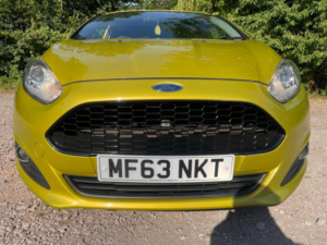 2013 Ford Fiesta 1.5 Tdci Zetec Euro 5 5dr in Yellow — image 5