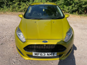2013 Ford Fiesta 1.5 Tdci Zetec Euro 5 5dr in Yellow — image 6