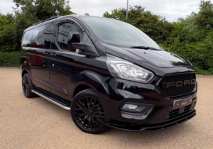 2021 Ford Transit Custom 2.0 300 Ecoblue Limited Crew Van L1 H1 Euro 6 (s/s) 5dr (6 Seat) in Black — image 5