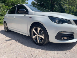 2020 Peugeot 308 1.2 Puretech Gpf Gt Line Eat Euro 6 (s/s) 5dr in White — image 4