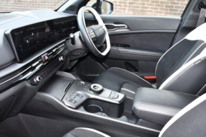2025 Kia Sportage 1.6 H T-Gdi Gt-Line S SUV 5dr Petrol Hybrid Auto Euro 6 (s/s) (235 Bhp) in Green — image 4