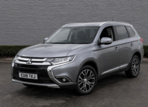 2018 Mitsubishi Outlander 2.2 Di-D 4 Auto 4WD Euro 6 5dr in Grey — image 4