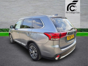 2018 Mitsubishi Outlander 2.2 Di-D 4 Auto 4WD Euro 6 5dr in Grey — image 5