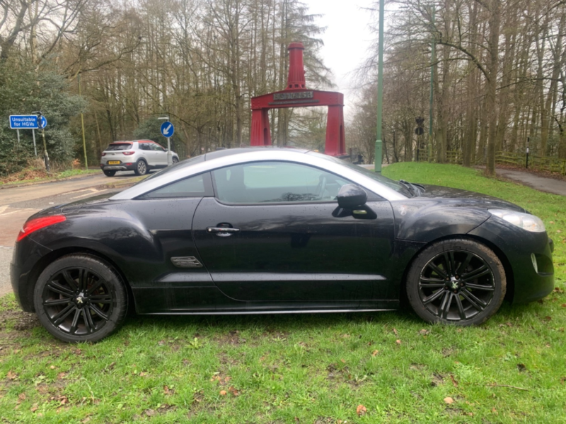 2012 Peugeot Rcz Thp Sport in Black — image 1