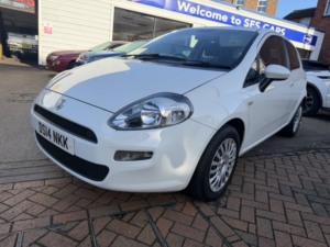 2014 Fiat Punto 1.2 Punto 3-Door 1.2 8v 69hp Pop+ in White — image 3
