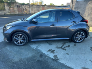 2022 Toyota Yaris 1.5 Vvt-H Excel Hatchback 5dr Petrol Hybrid E-CVT Euro 6 (s/s) (116 Ps) in Grey — image 4