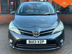 2013 Toyota Verso 1.6 V-Matic Icon Euro 5 5dr Euro 5 in Grey — image 3