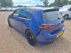 2015 Volkswagen Golf 2.0 Tsi Bluemotion Tech R 4motion Euro 6 (s/s) 5dr in Blue — image 5