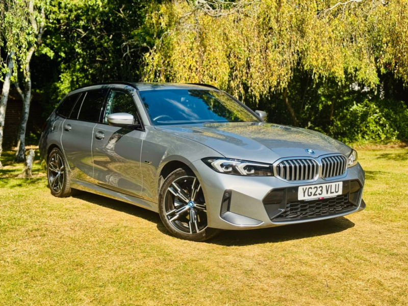2023 BMW 3 Series 2.0 330e 12kwh M Sport Touring 5dr Petrol Plug-In Hybrid Auto Euro 6 (s/s) (292 Ps) in Grey — image 1