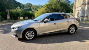2014 Mazda Mazda3 2.0 Skyactiv-G Se-L Nav Auto Euro 5 (s/s) 5dr in Silver — image 3