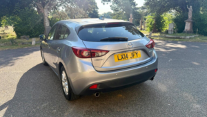 2014 Mazda Mazda3 2.0 Skyactiv-G Se-L Nav Auto Euro 5 (s/s) 5dr in Silver — image 4