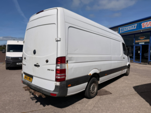 2015 Mercedes-Benz Sprinter 2.1 313 Cdi Panel Van 4dr Diesel Manual Rwd L3 H3 129 Bhp in White — image 4
