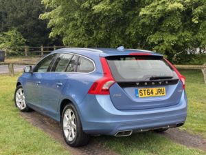 2014 Volvo V60 2.0 D4 Se Lux Nav in Blue — image 3