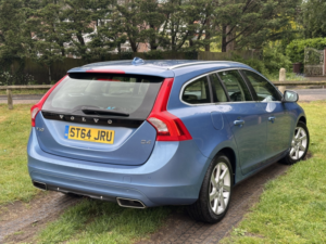 2014 Volvo V60 2.0 D4 Se Lux Nav in Blue — image 4