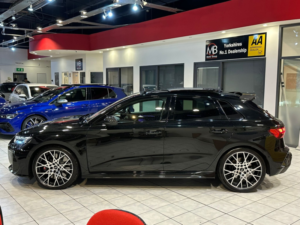2025 Audi Rs3 2.5 Tfsi Carbon Vorsprung in Black — image 6