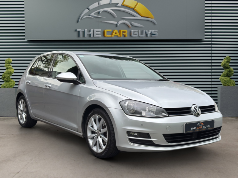 2013 Volkswagen Golf 2.0 Tdi Bluemotion Tech Gt in Silver — image 1