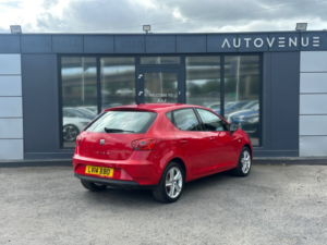 2014 SEAT Ibiza 1.4 Toca Hatchback 5dr Petrol Manual Euro 5 (85 Ps) in Red — image 4