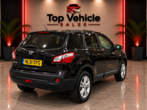 2011 Nissan Qashqai 1.6 Acenta in Black — image 4