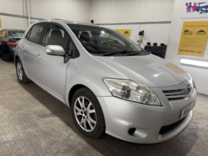 2012 Toyota Auris 1.6 V-Matic Tr in Silver — image 5