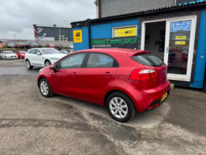 2014 Kia Rio 1.25 1 Euro 5 5dr in Red — image 4