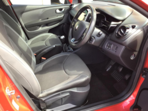 2017 Renault Clio 0.9 Tce Dynamique Nav Euro 6 (s/s) 5dr in Red — image 2