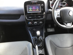 2017 Renault Clio 0.9 Tce Dynamique Nav Euro 6 (s/s) 5dr in Red — image 5
