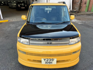 2001 Toyota Bb Opendeck in Yellow — image 2