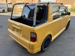 2001 Toyota Bb Opendeck in Yellow — image 5