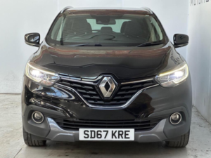 2017 Renault Kadjar 1.2 Tce Signature Nav Euro 6 (s/s) 5dr in Black — image 2