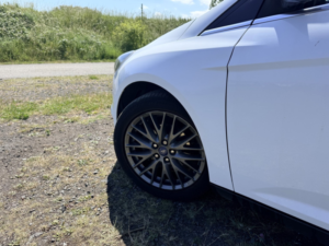 2014 Ford Focus 1.0t Ecoboost Zetec Hatchback 5dr Petrol Manual Euro 5 (s/s) (100 Ps) in Multicolour — image 6