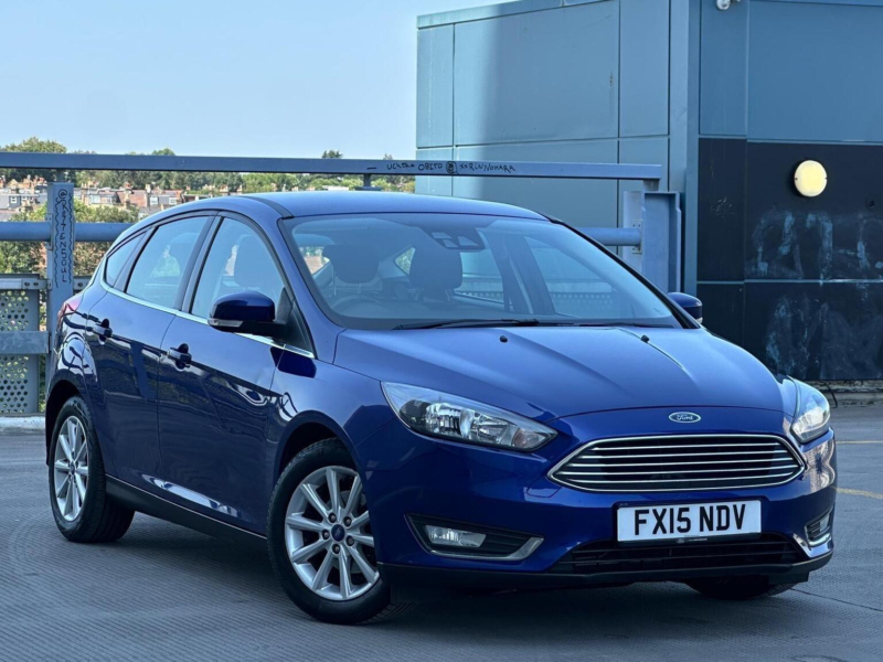 2015 Ford Focus 1.6 Titanium Powershift Euro 6 5dr in Blue — image 1